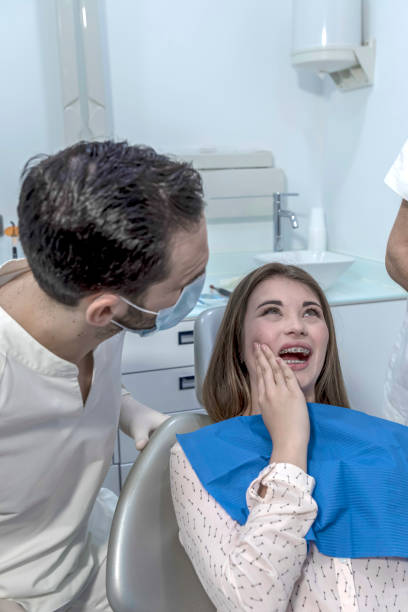 Best Tooth Infection Emergency Dentist  in West Dundee, IL